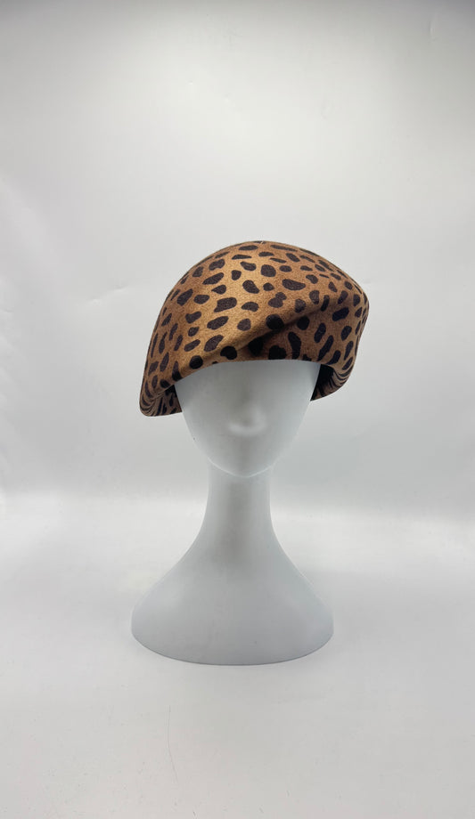 Sculpted Multi-Tone Leopard Beret